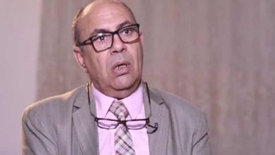 فرحي كمان شهر وأنا مش عذراء.. أعترف لخطيبي ولا لأ؟ هكذا رد مبروك عطية (فيديو) 3 مبروك عطي.jpg 3