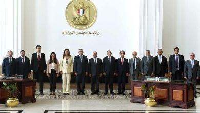 رئيس الوزراء يشهد مراسم توقيع عقد تصنيع وتوريد 320 عربة للخطين الثاني والثالث لمترو الأنفاق